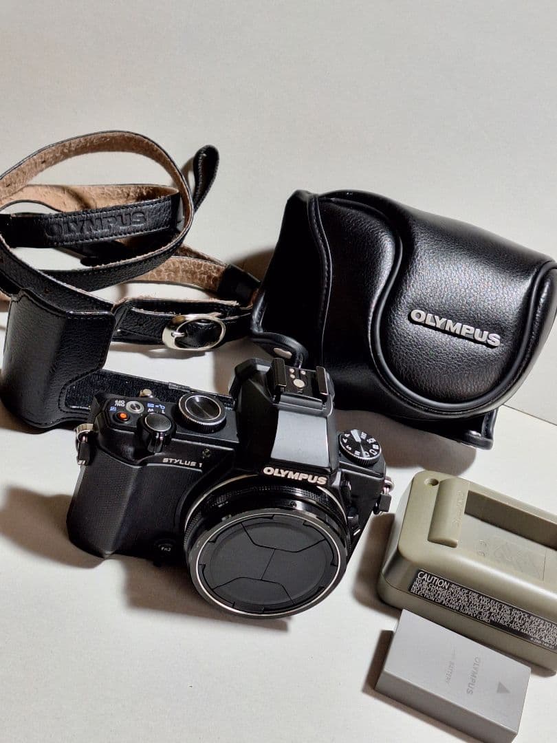 デジタルカメラ OLYMPUS STYLUS 1