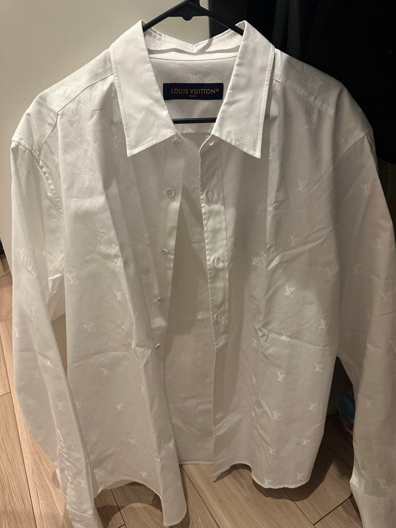 【激安】Louis Vuitton ホワイト長袖シャツ