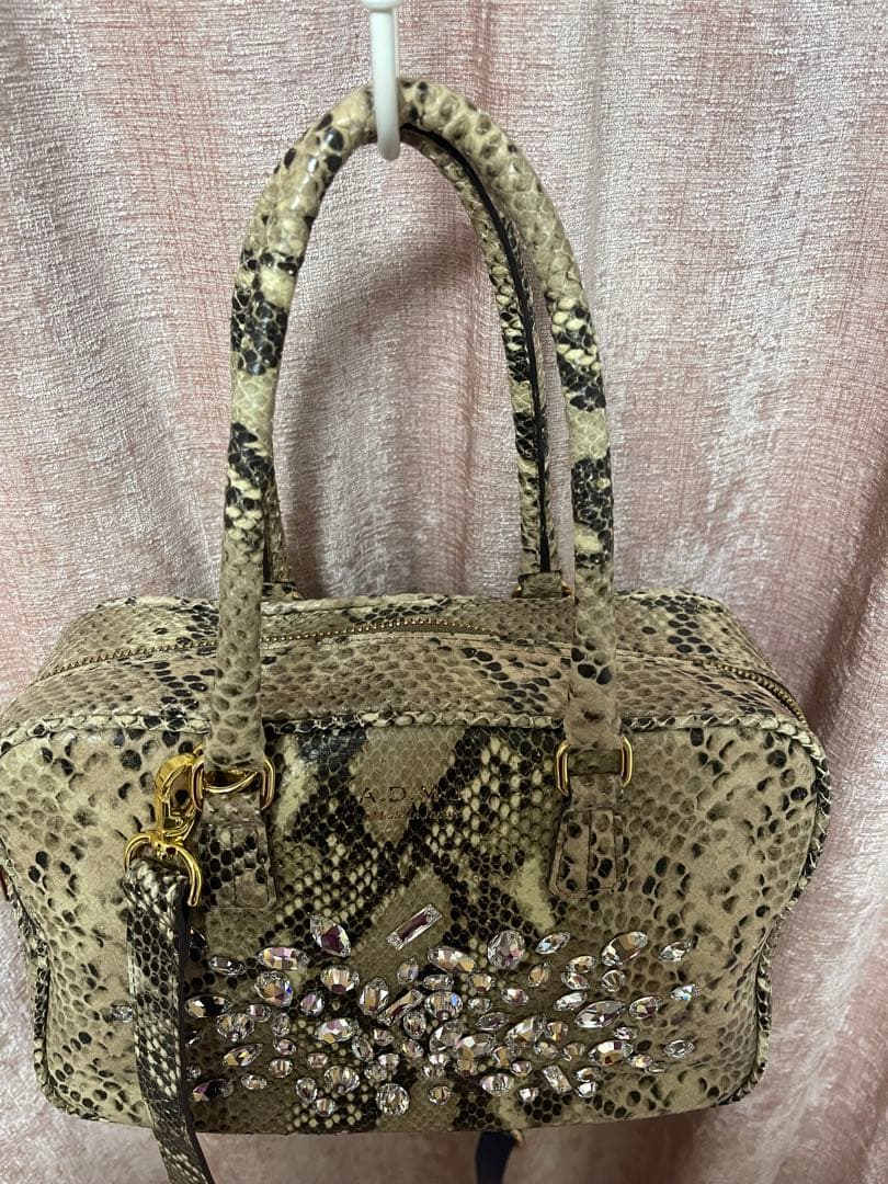 み*ば様 A.D.M.J. パイソン　スワロフスキー　ハンドバッグ