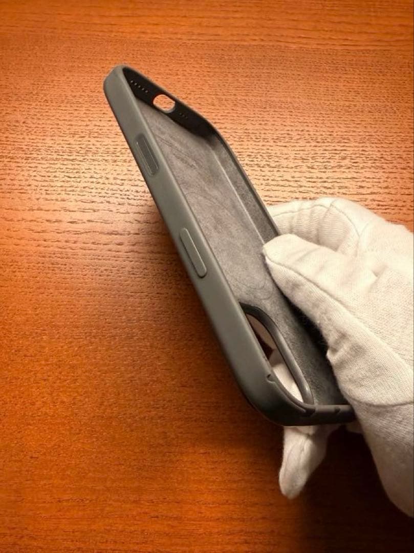 【極美品/純正ケース付き】iPhone 16 Pro 256GB SIMフリー