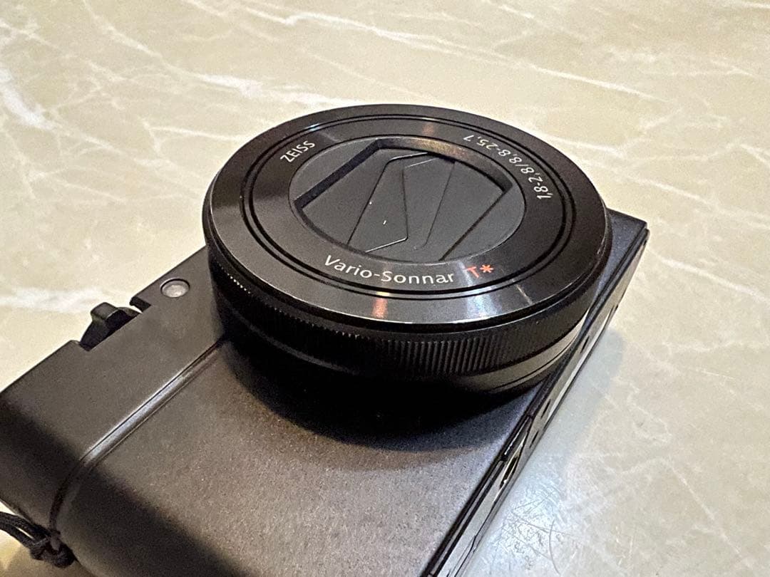 SONY コンパクトデジタルカメラ RX100Ⅲ