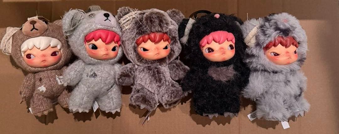 POPMART Hirono Road Journal ぬいぐるみペンダント