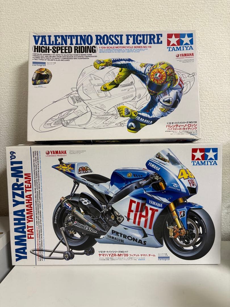 【希少/レア】1/12 YAMAHA YZR-M1 '09 ロッシ人形・塗料付き