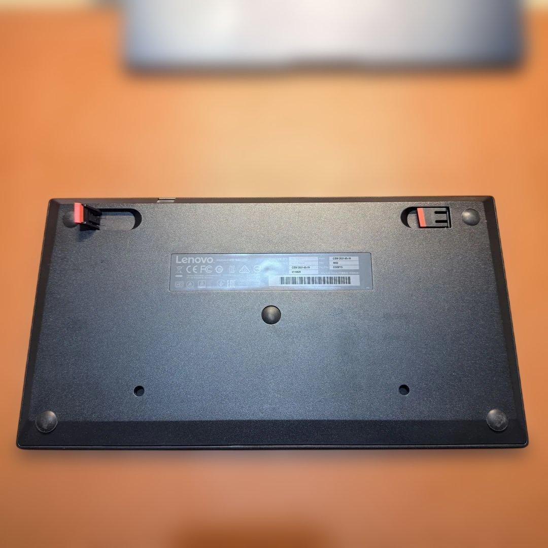 【美品】ThinkPad トラックポイント キーボード（US配列）KU-1255