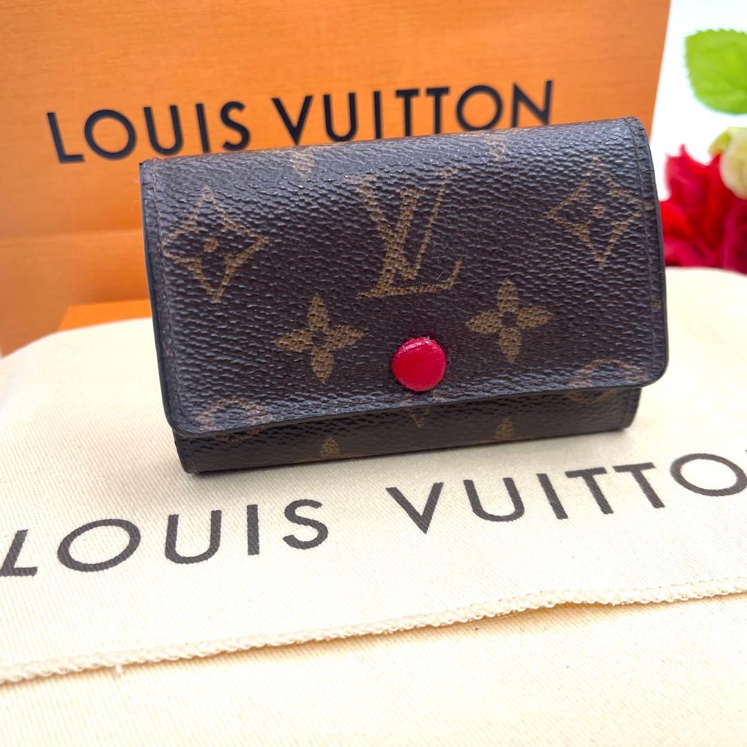 ルイヴィトン 　モノグラム　フューシャ　キーケース　6連 　859