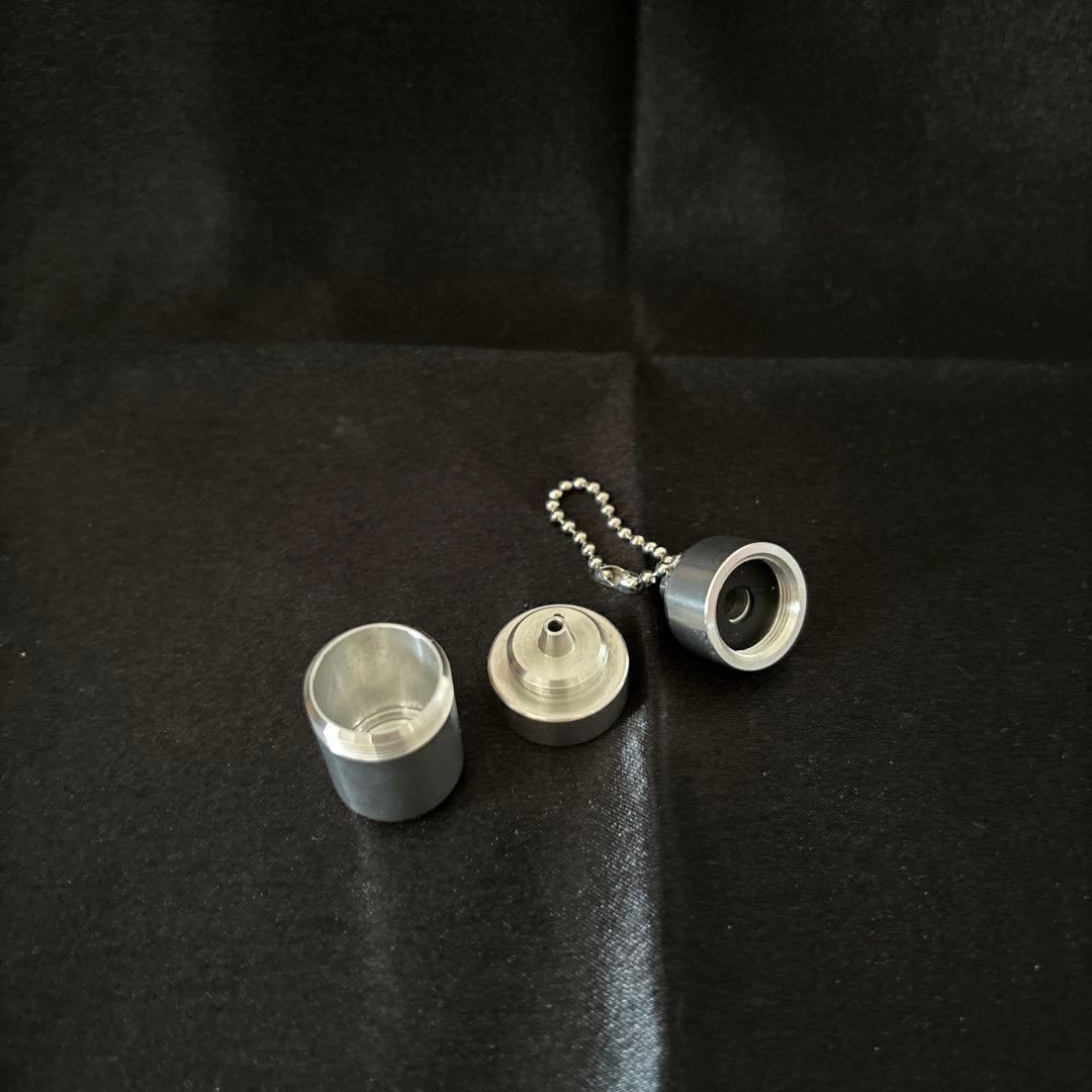 ZIPPO 限定品シリアルNO.0333オイルコンテナ付（銀20ミクロン）