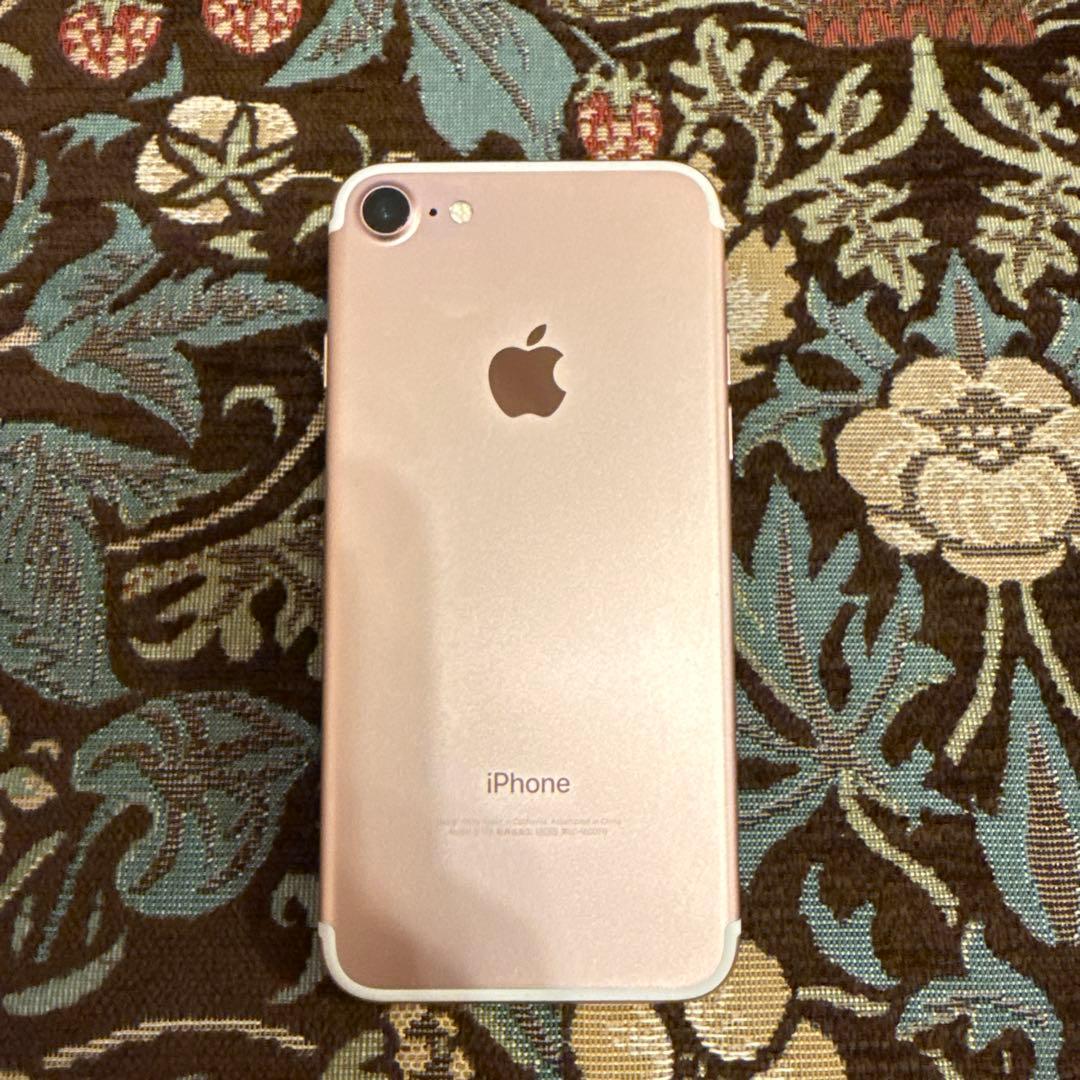 Apple iPhone 7 ローズゴールド 32GB ＊箱付き、一部付属品あり