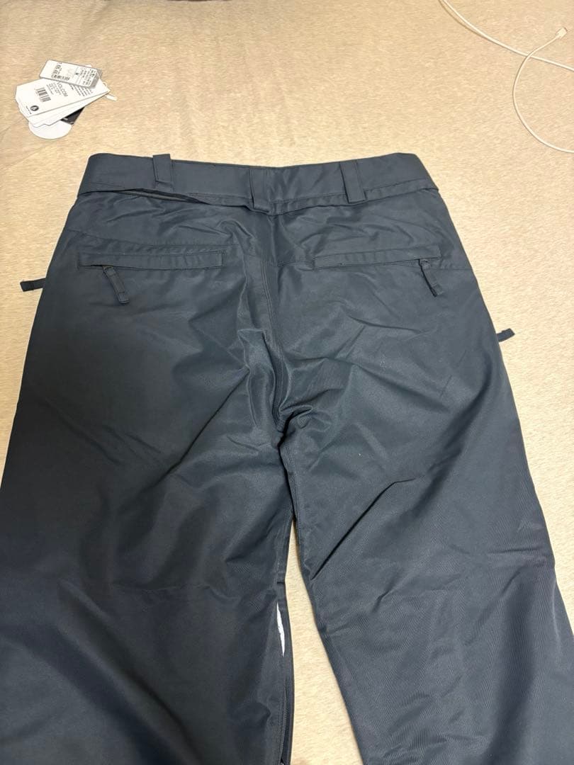 美品　VOLCOM スノーボードウェア 上下セット