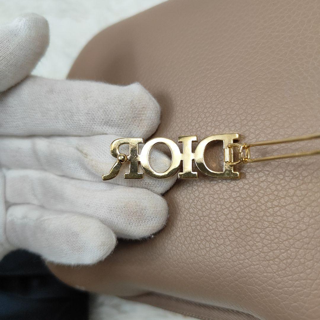 本日限定価格　Dior　ディオレボリューション バレッタ　ヘアクリップ