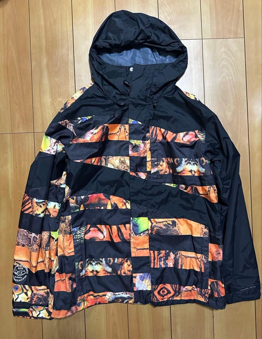 VOLCOM 柄フード スノーボードウェア スキー