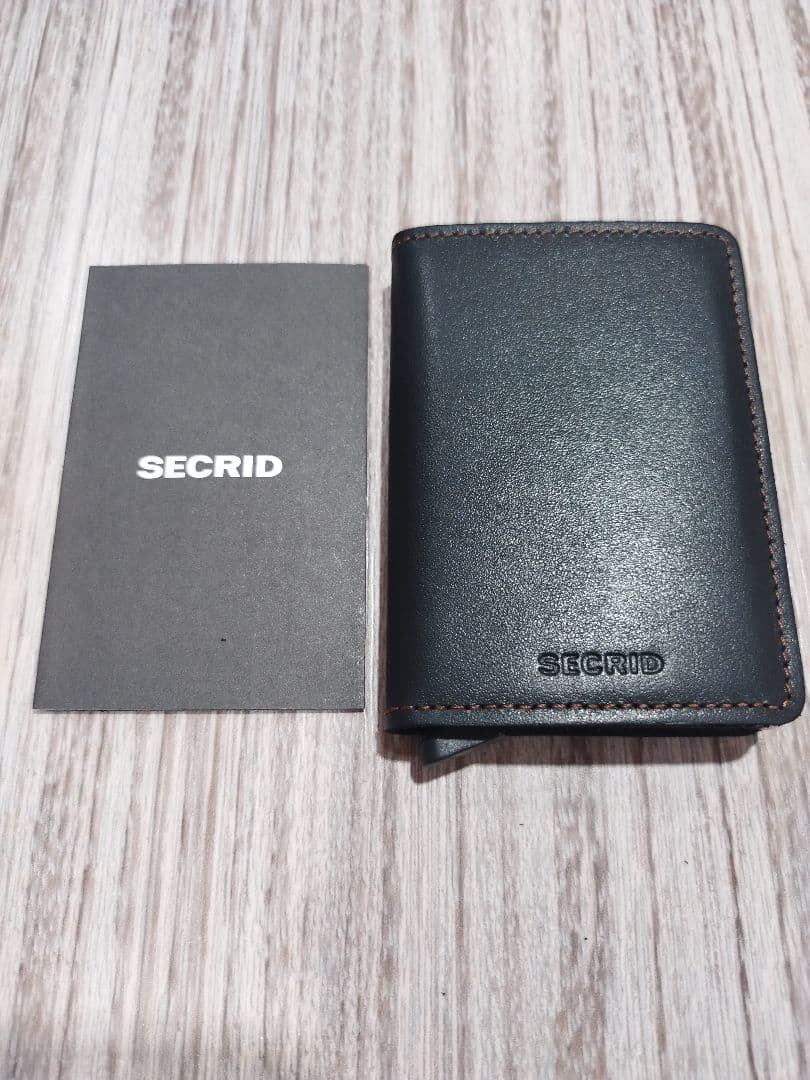 SECRID カードプロテクター カードケース