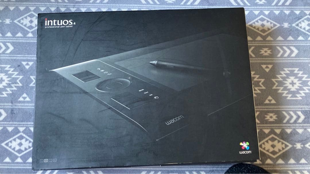 液タブ・ペンタブ WACOM intuos4 PTK-640/K0 MEDIUM