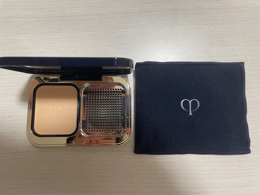 クレ・ド・ポー ボーテ タンプードルエクラ II オークル00