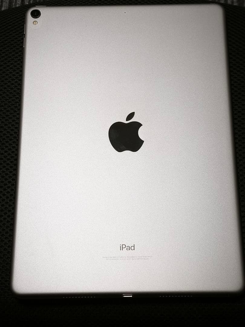 iPad Pro (10.5インチ) スペースグレー Wi-Fi