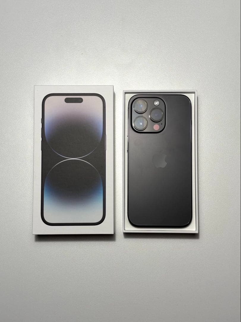 【ほぼ新品】Apple iPhone 14 Pro スペースブラック 箱付属品付