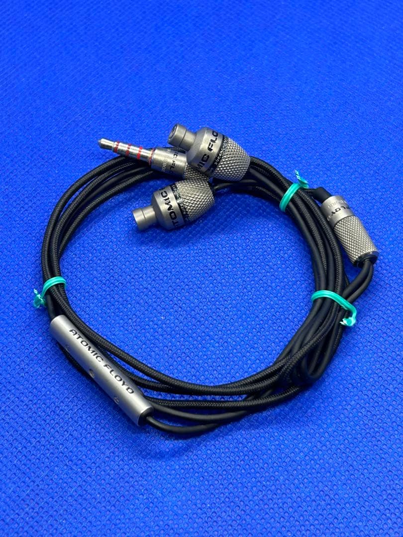 (元)希少品　Atomic Floyd SuperDarts Titanium