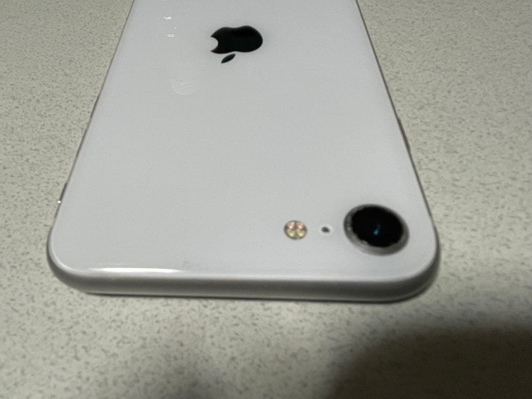 ★状態良好★iPhoneSE2（第2世代）【64GB】WHITE 白 本体のみ