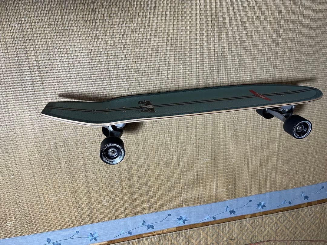 カーバースケートボードTYLER 777Surfskate 36.5