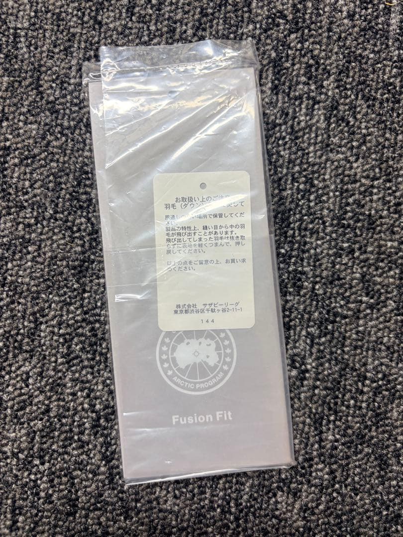 青*空様 カナダグース　ロッジフーディ　ダウン　パッカブル　国内正規品　Sサイズ