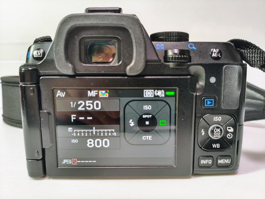 【黒死病対策】ペンタックス PENTAX K-S2 カメラらしいブラック