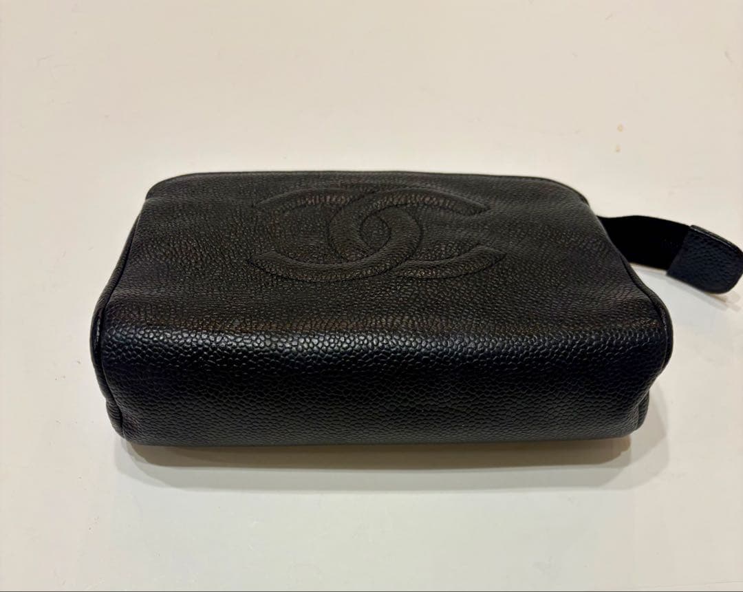 シャネル☆ココマーク　ロゴ大きめポーチ キャビアスキン　マトラッセ黒ヴィンテージ