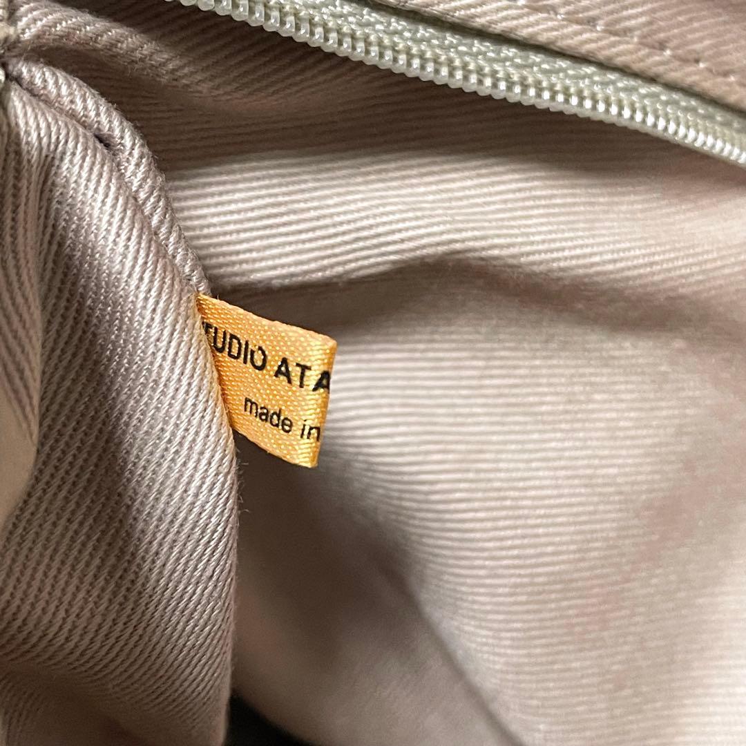 アタオ リュック バックパック マッシュルーム リネン レザー バイカラー 金具