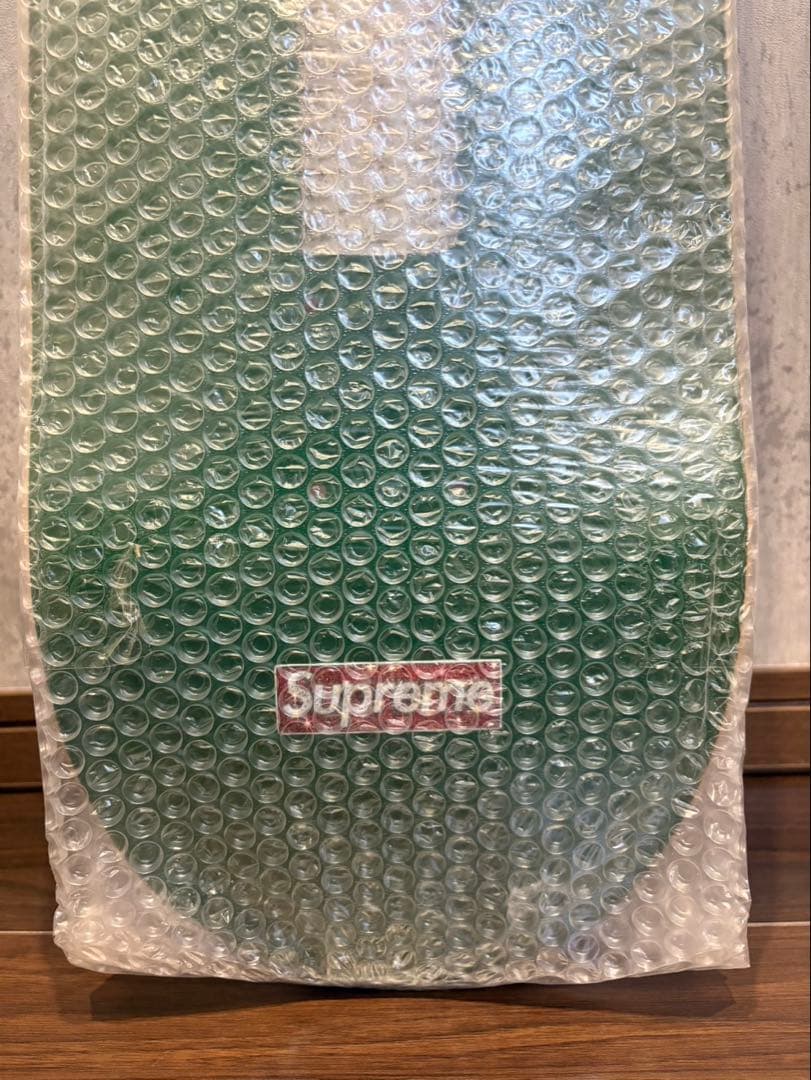 Supreme 拳グラフィック スケートボードデッキ