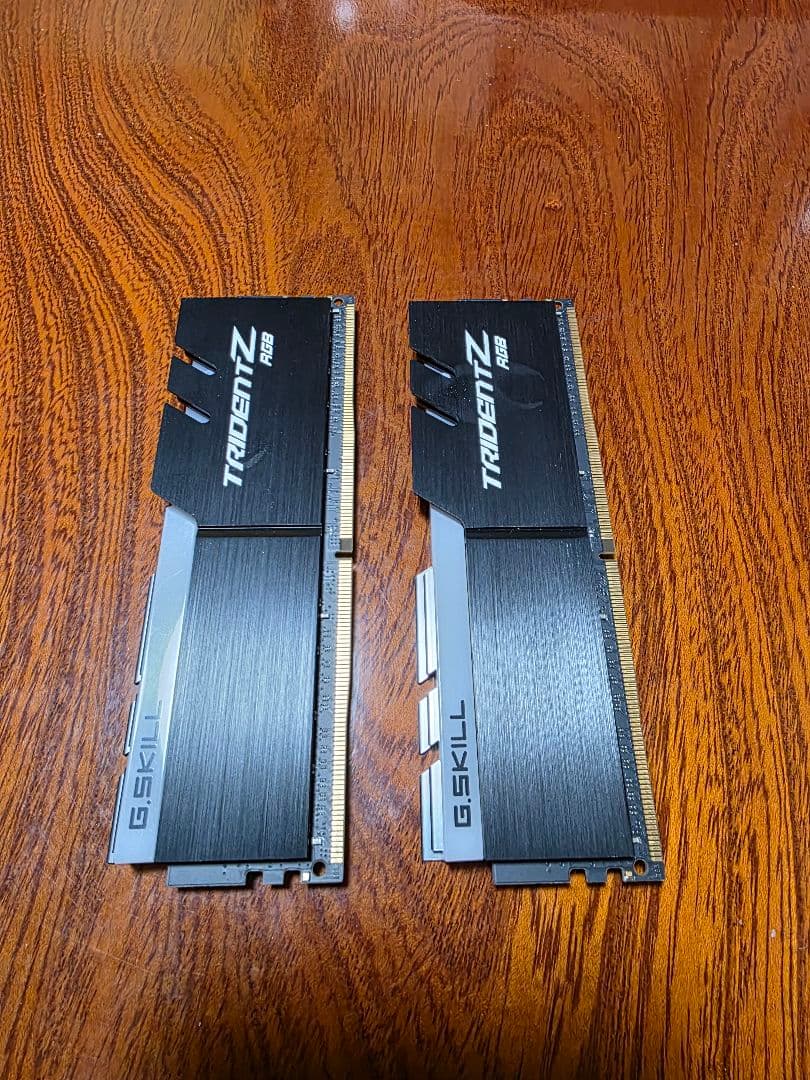メモリー G.SKILL Trident Z DDR4 2400MHz 2x16GB