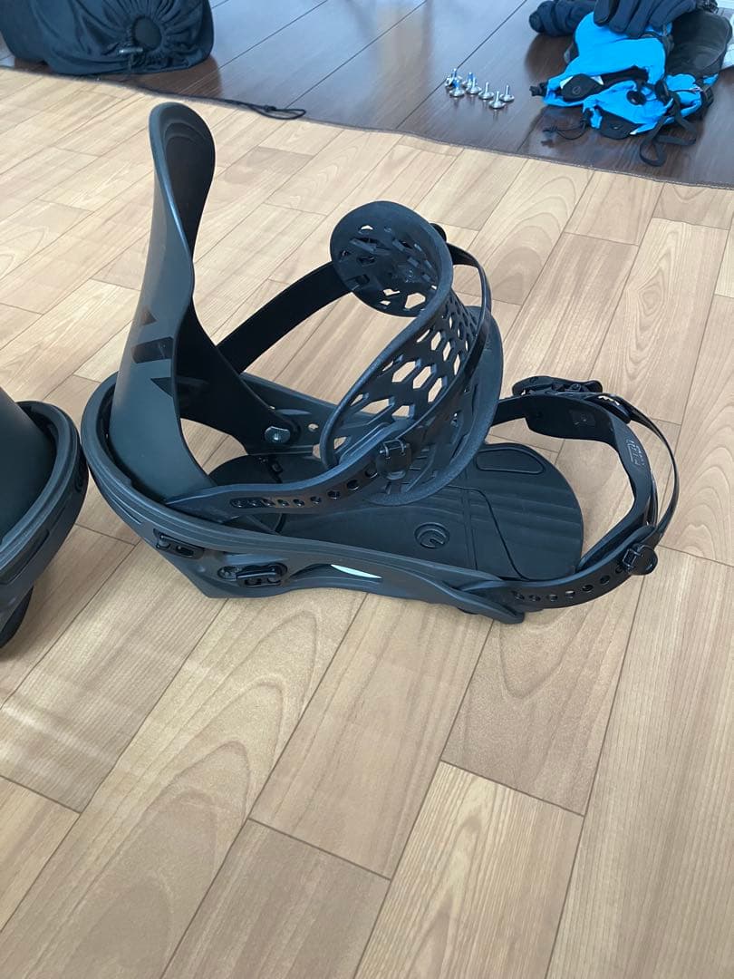 FLUX R2ビンディング ブラック