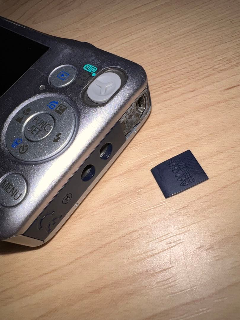 IXY Canon キャノン コンパクトデジタルカメラ IXY 200F