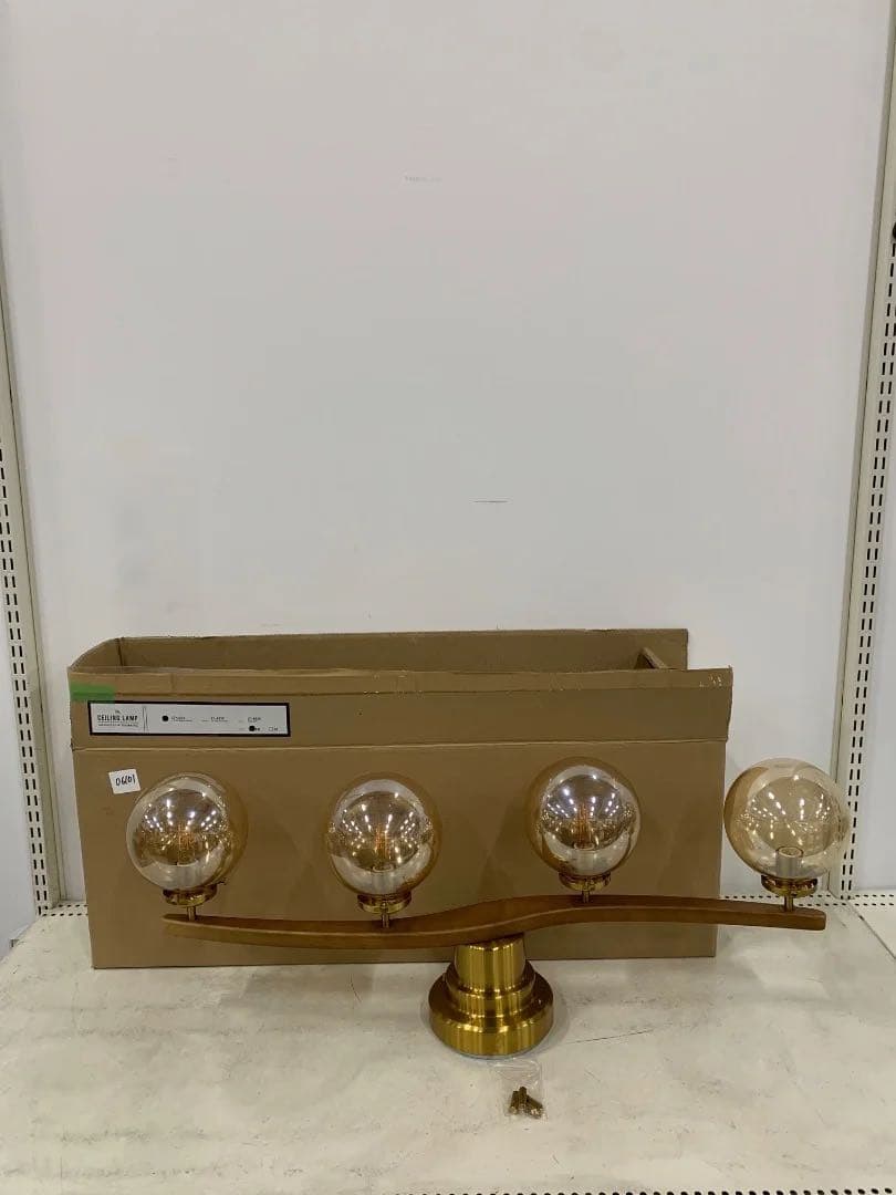 4灯 シーリングライト アーチ型　INTERFORM