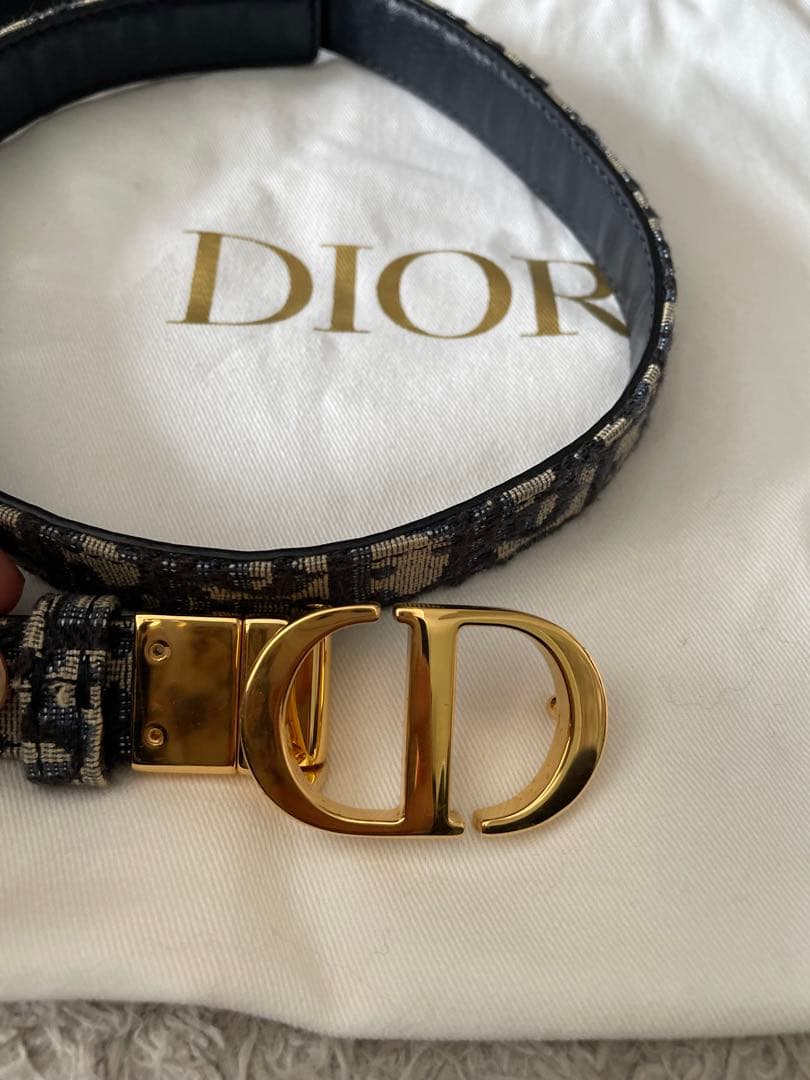 最終値下げ！Dior ロゴバックル ベルト ブラック/ゴールド
