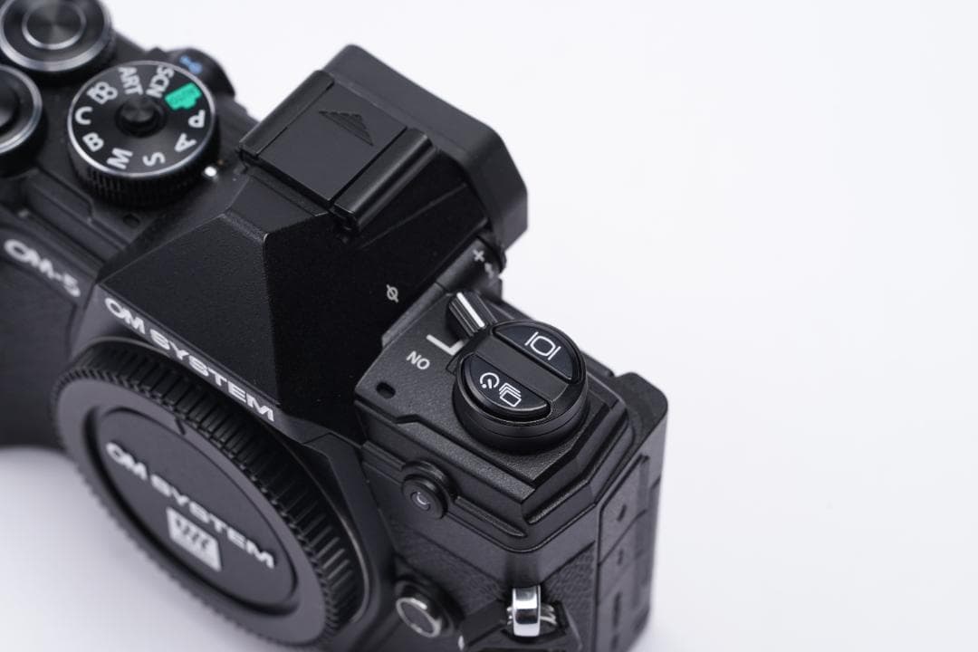 山*人様 最終価格　OM SYSTEM OM-5 美品　シャッター回数2300回