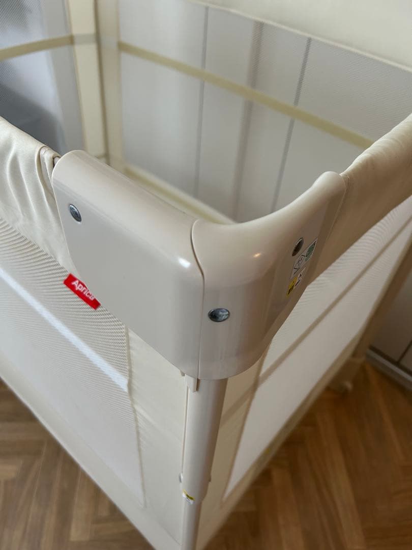 【お値下げ中】Aprica アップリカ ココネルエアー ベージュ ベビーベッド