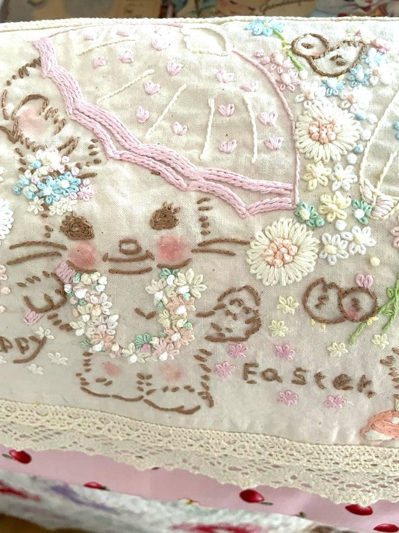 アンティークキルト＆アニマル刺繍クロスハンドメイド·͜· ♡