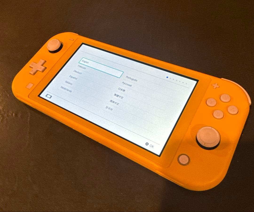 Switch Lite イエロー