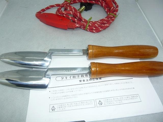 30日までお値引き中　美品　家庭科教材　電化鏝　和裁こて 　和裁コテ　鏝２本付
