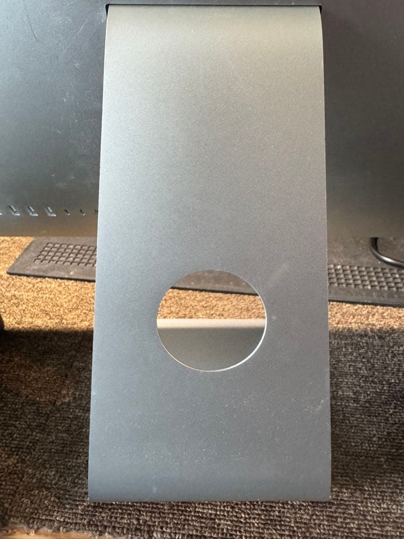 iMac 21.5インチ Retina 4K (2017)