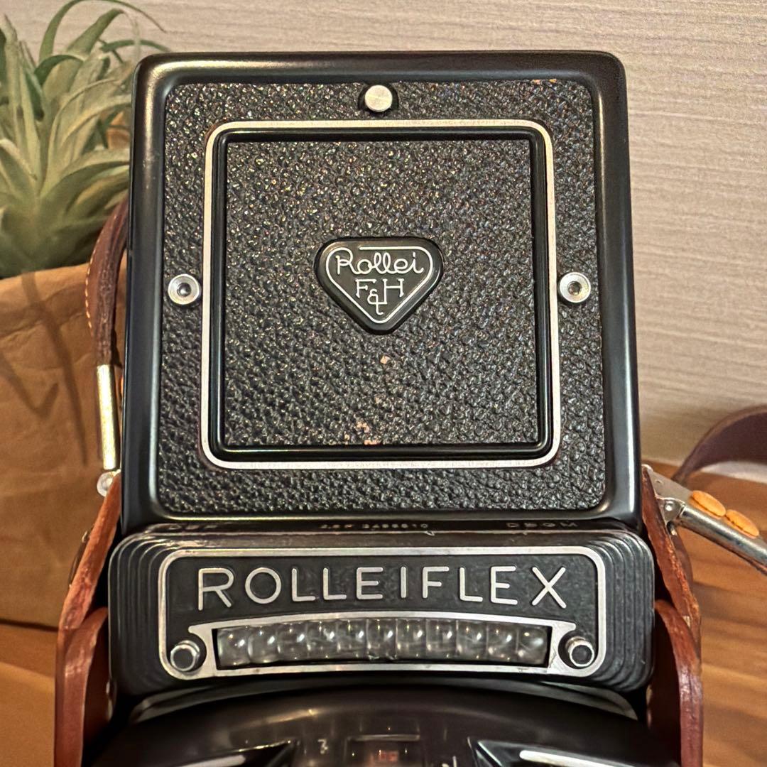 Rolleiflex 二眼レフカメラplanar 80mmF2.8 フィルム付き