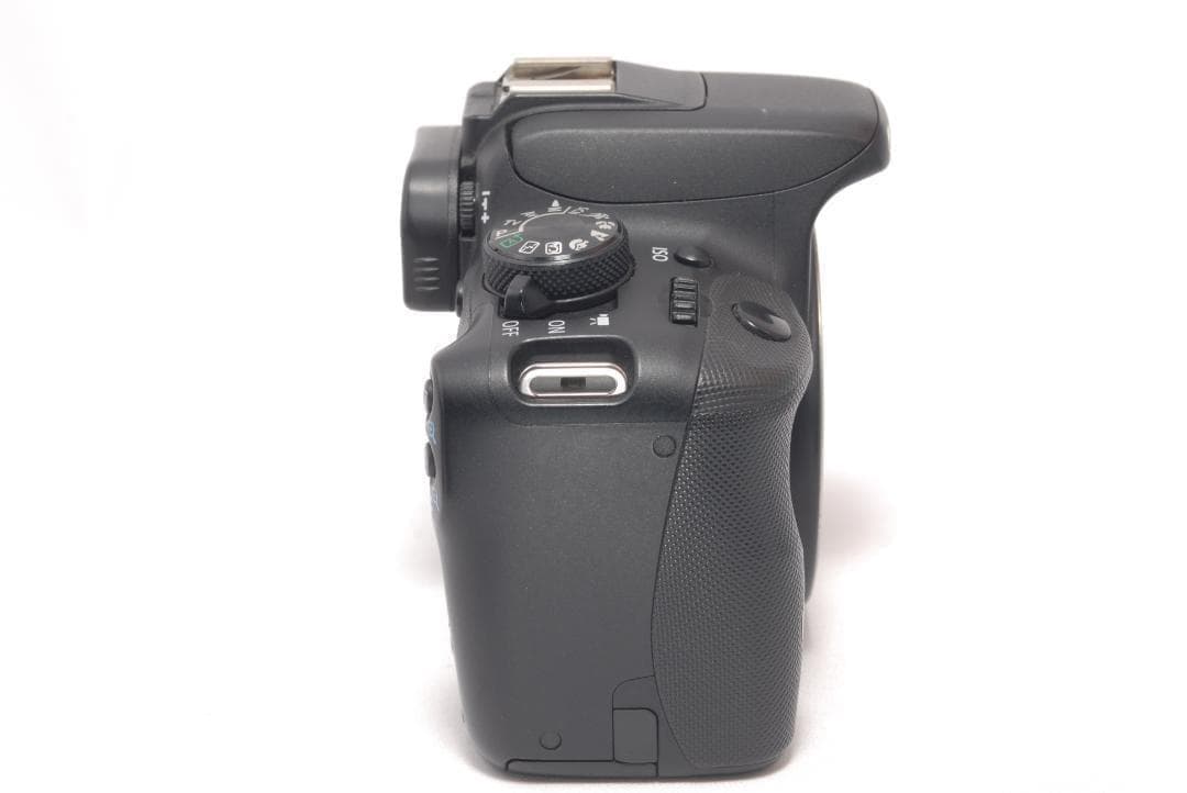 ⭐️スマホ転送OK⭐️Canon Kiss X7 キャノン　デジタル一眼レフ