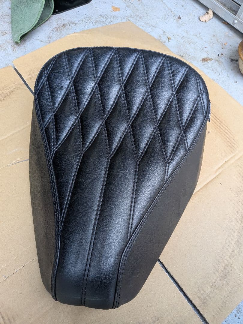 triumph0303Diabolus ハンターカブCT125シート