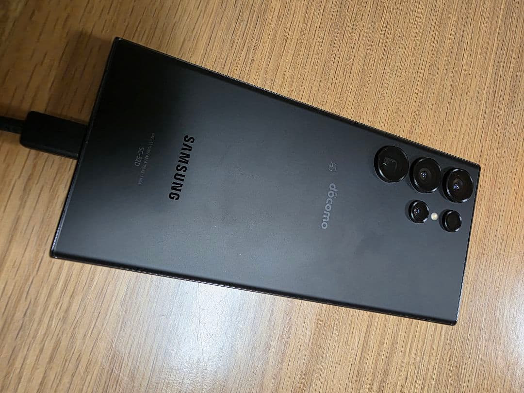Samsung Galaxy S23 Ultra docomo ブラック
