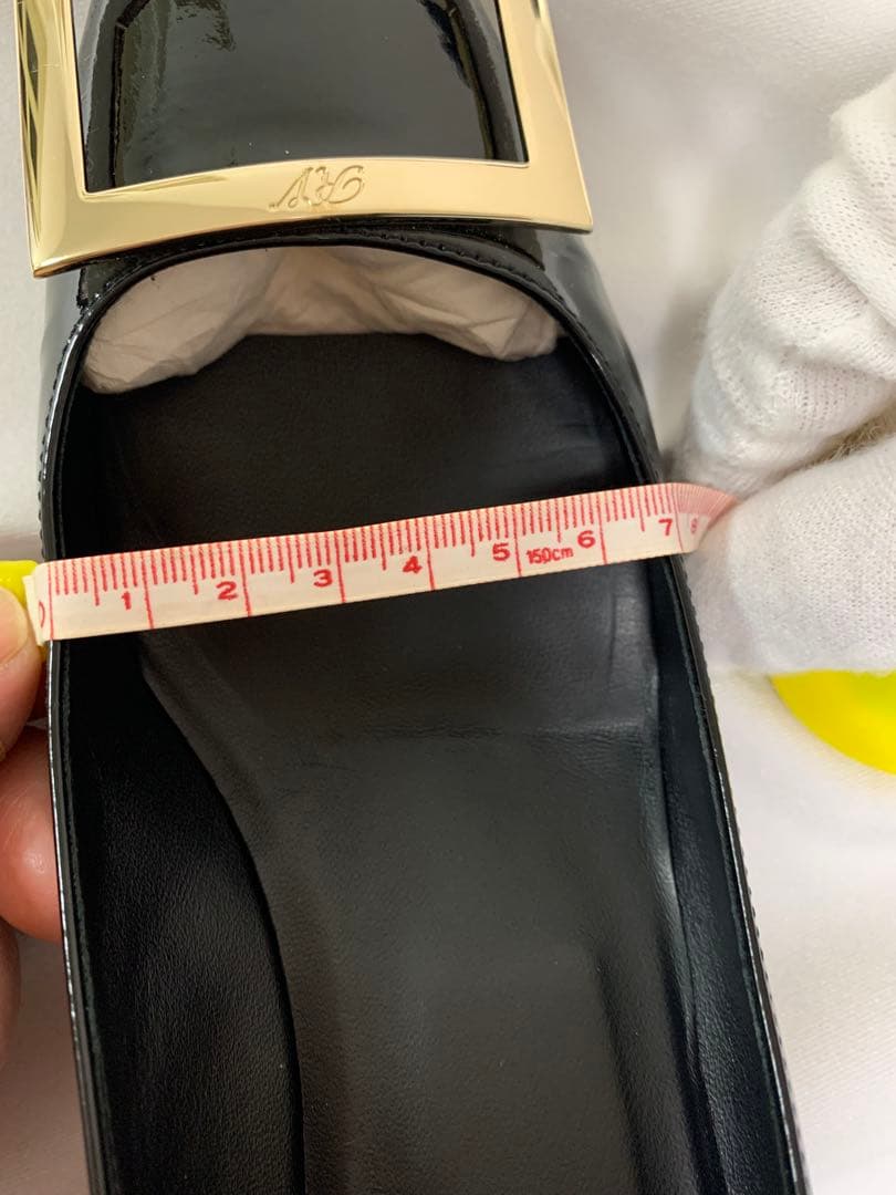 【美品】Roger Vivier ブラック エナメル　ハイヒール24cm