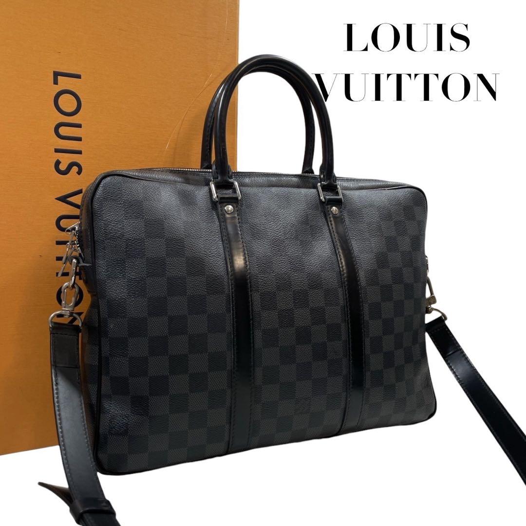 ルイヴィトン　ダミエグラフィット　ポルトドキュマン ヴォワヤージュ　4730