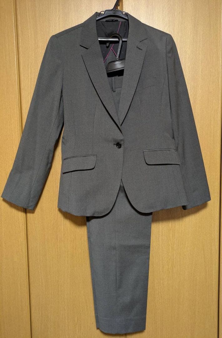 青山　HILTON テーラードジャケット　パンツ　スーツ　入卒業式　ビジネス