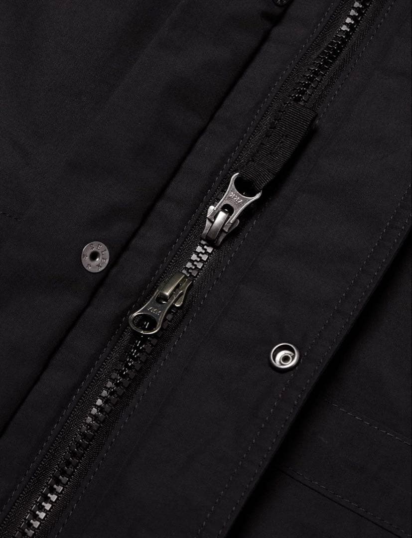 THE NORTH FACE マウンテンパーカー カーキブラック NP62550