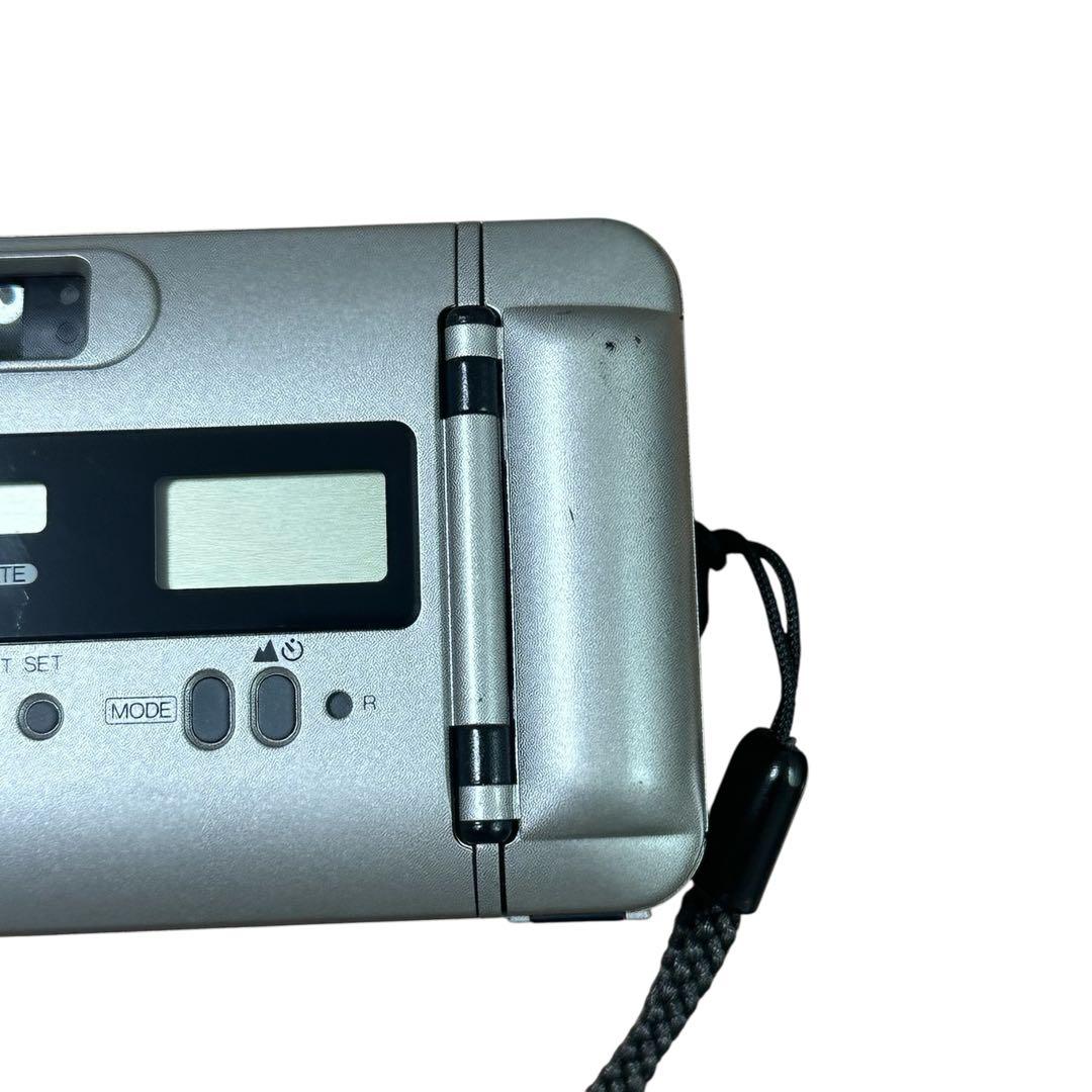 Konica カメラ　BiG mini シルバー