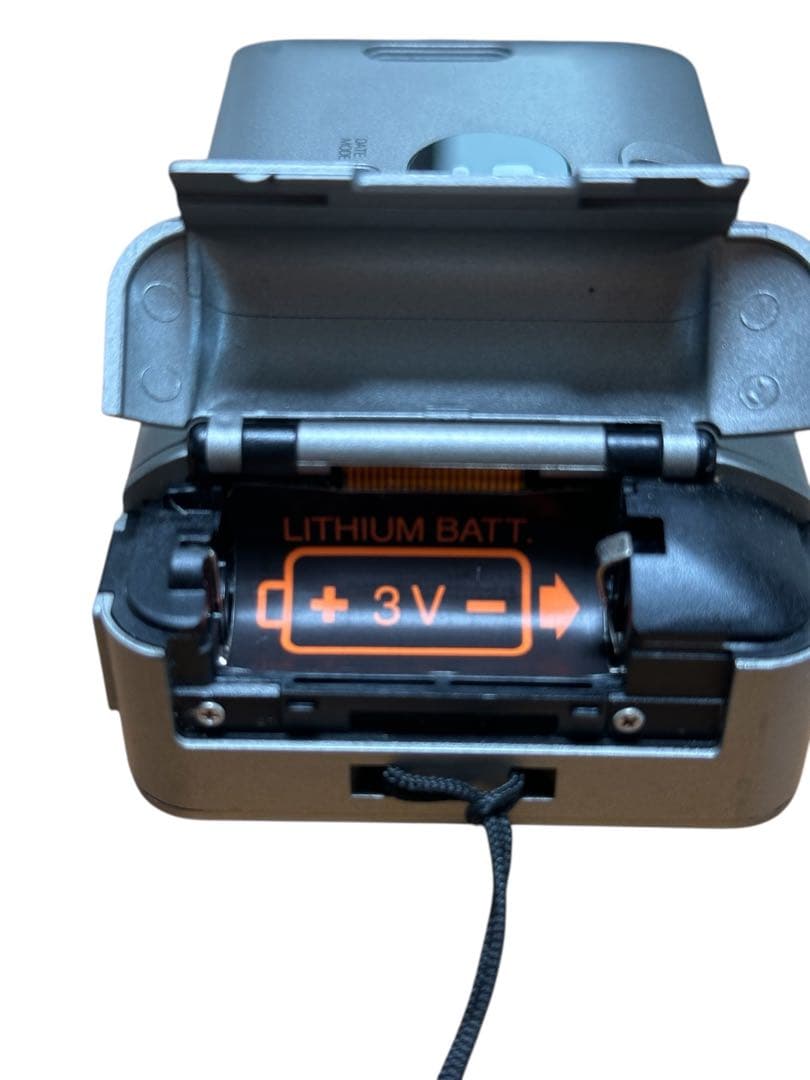 Konica カメラ　BiG mini シルバー