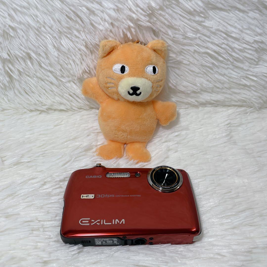 ✨極美品・付属品付✨ CASIO EXLIM【EX-FS10】レッド カシオ