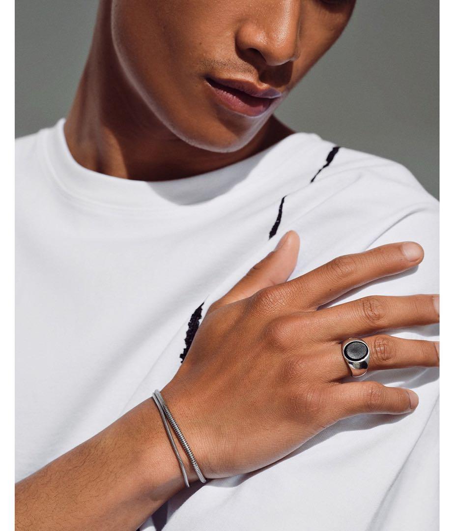 アクセサリー TOMWOOD / Oval Polished Black Onyx Ring